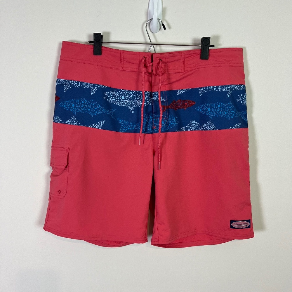 Vineyard Vines Fish Striped Mens Swim Trunks